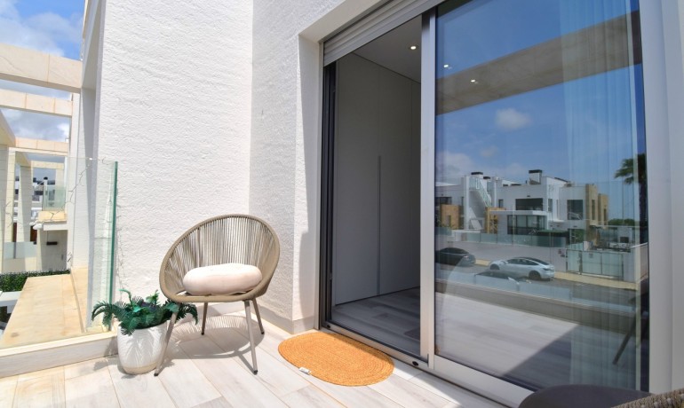 Revente - Villa -
Orihuela Costa - Lomas de Cabo Roig