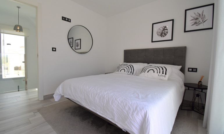 Revente - Villa -
Orihuela Costa - Lomas de Cabo Roig