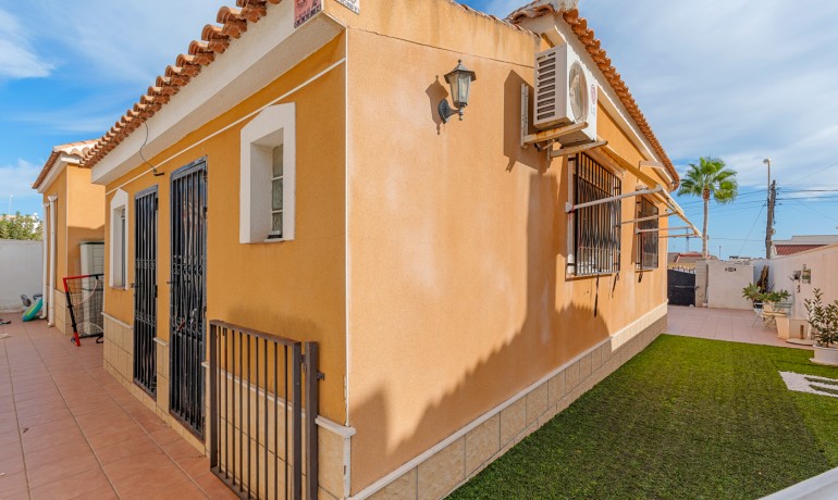 Revente - Villa -
Cuidad Quesada* - Ciudad Quesada - Rojales