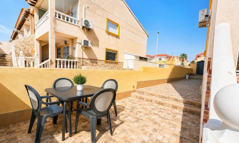 Revente - Appartement / Flat -
Orihuela Costa* - Cabo Roig