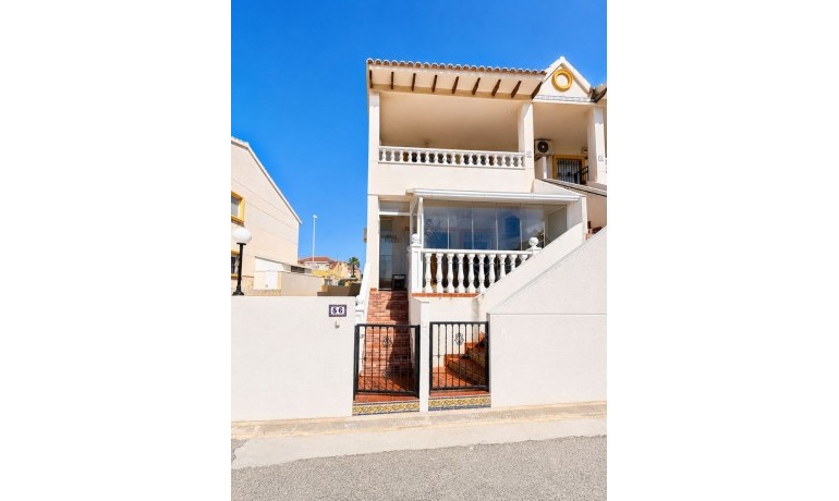 Venta - Apartamento / piso -
Orihuela Costa - Cabo Roig