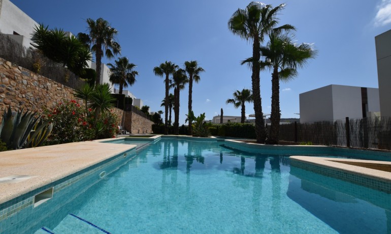 Revente - Appartement / Flat -
Algorfa - La Finca Golf Resort
