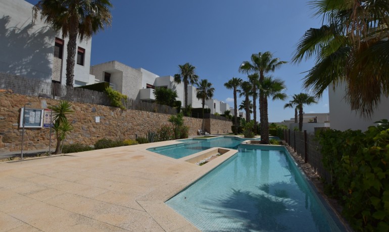 Revente - Appartement / Flat -
Algorfa - La Finca Golf Resort