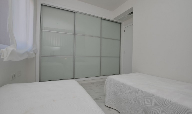 Venta - Casa -
San Miguel de Salinas - Ciudad De Las Comunicaciones