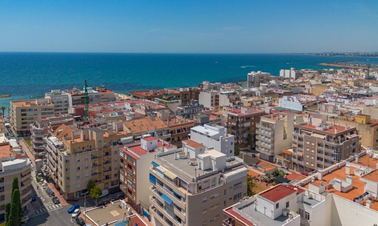Venta - Apartamento / piso -
Torrevieja - Playa del cura