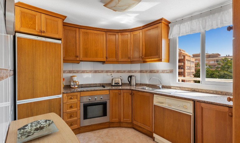 Venta - Apartamento / piso -
Torrevieja - Playa del cura