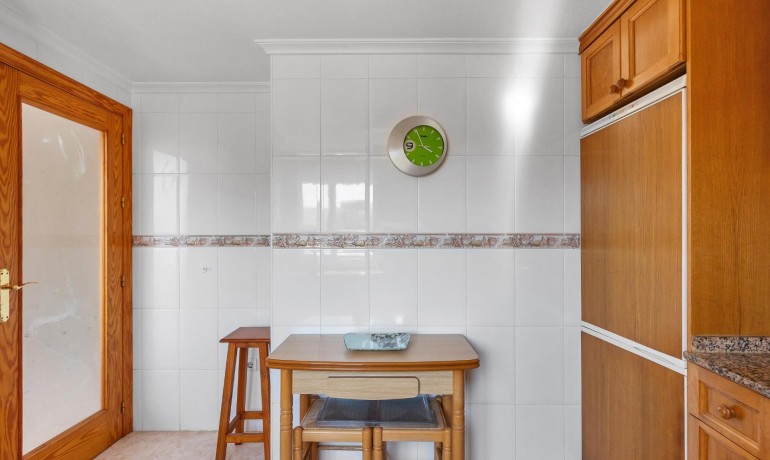 Venta - Apartamento / piso -
Torrevieja - Playa del cura