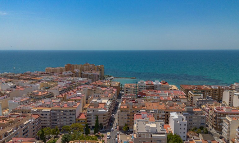 Venta - Apartamento / piso -
Torrevieja - Playa del cura
