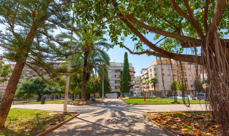 Venta - Apartamento / piso -
Torrevieja - Playa del cura