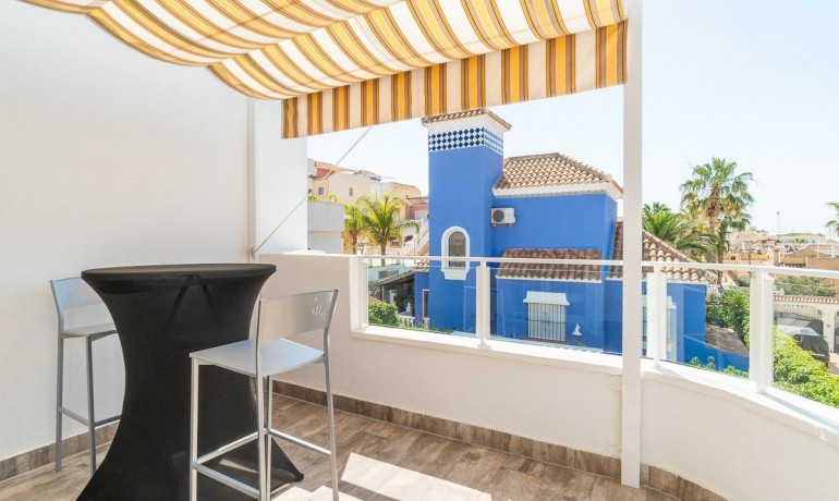 Venta - Casa -
San Miguel de Salinas - Las filipinas