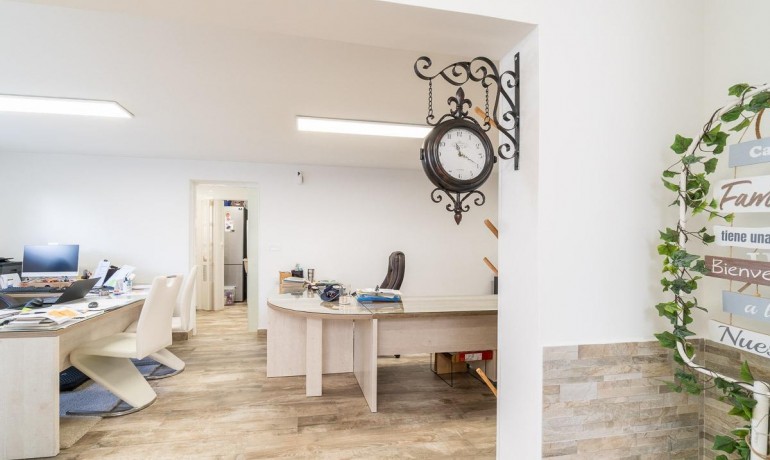 Venta - Casa -
San Miguel de Salinas - Las filipinas