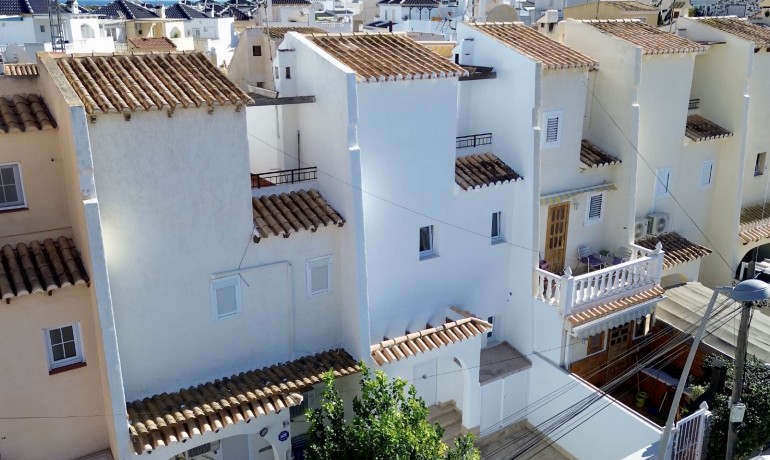 Revente - Maison -
Orihuela Costa - Los Balcones