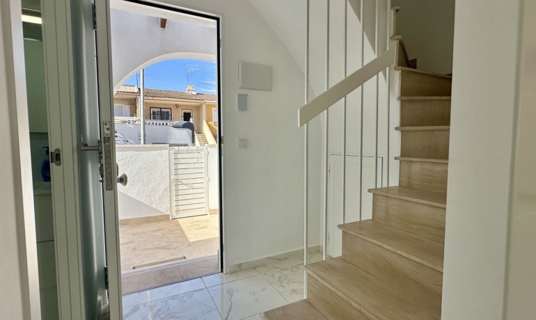 Revente - Maison -
Orihuela Costa - Los Balcones