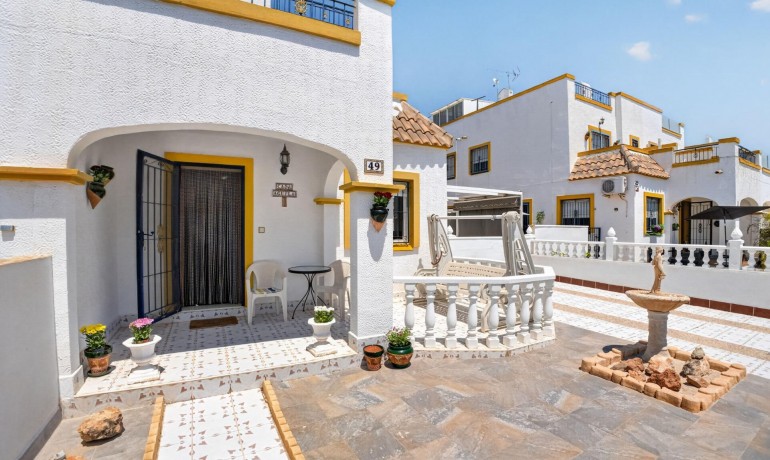 Revente - Appartement / Flat -
Torrevieja - Torretas