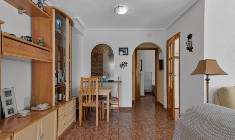 Revente - Appartement / Flat -
Torrevieja - Torretas