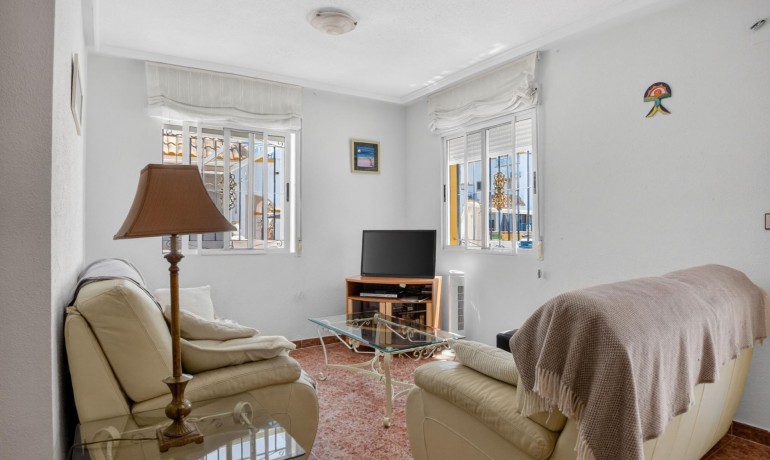 Revente - Appartement / Flat -
Torrevieja - Torretas