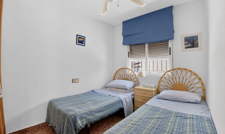 Revente - Appartement / Flat -
Torrevieja - Torretas