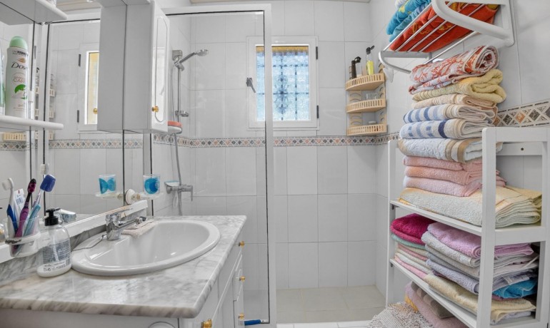 Revente - Appartement / Flat -
Torrevieja - Torretas