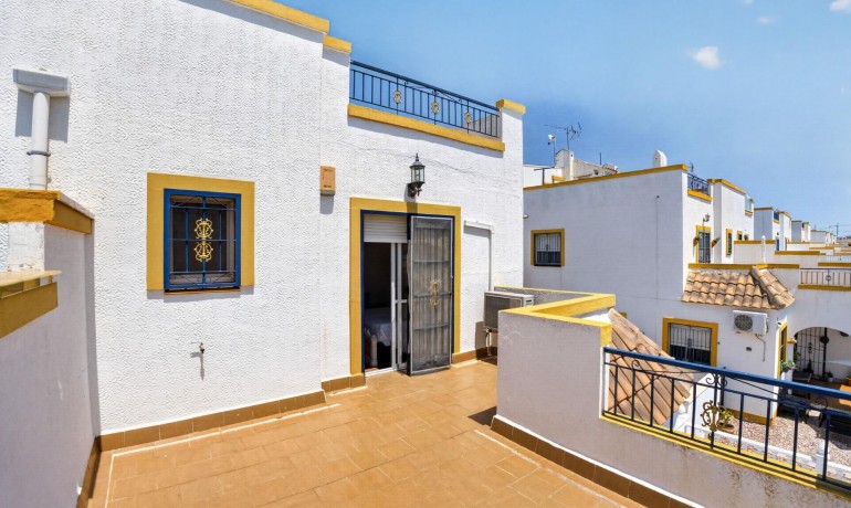 Revente - Appartement / Flat -
Torrevieja - Torretas