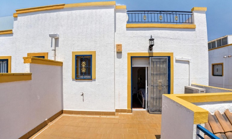 Revente - Appartement / Flat -
Torrevieja - Torretas