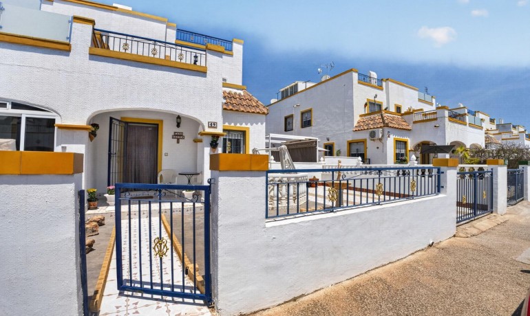 Revente - Appartement / Flat -
Torrevieja - Torretas