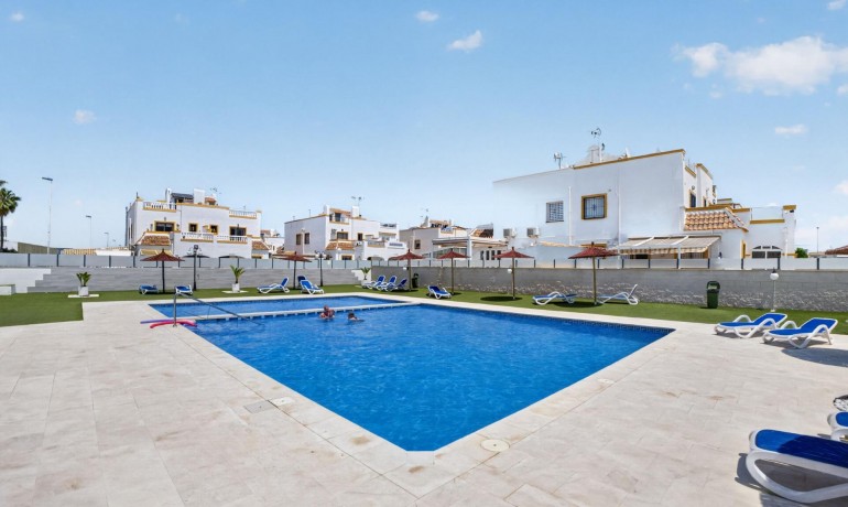 Revente - Appartement / Flat -
Torrevieja - Torretas