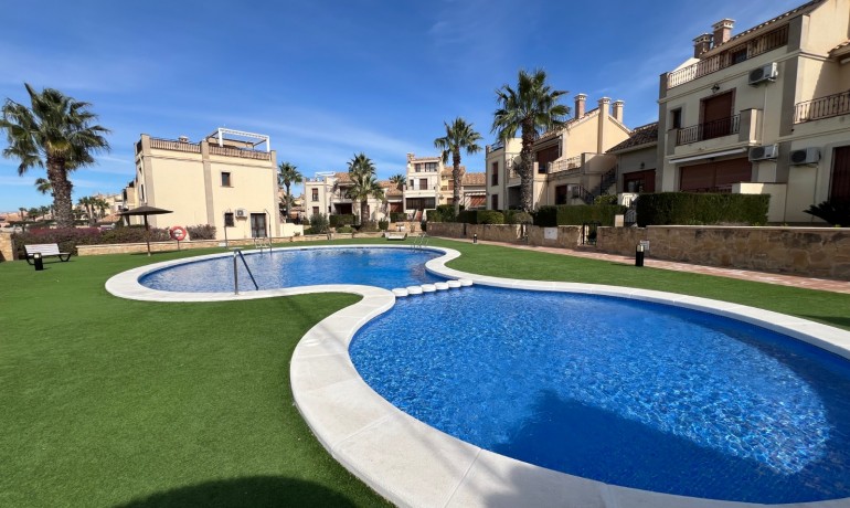 Revente - Appartement / Flat -
Algorfa - La Finca Golf Resort