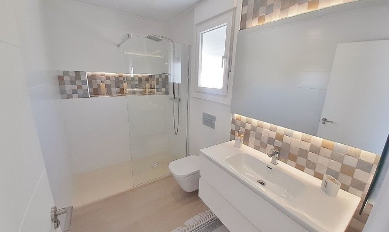 Nouvelle construction - Maison -
Avileses