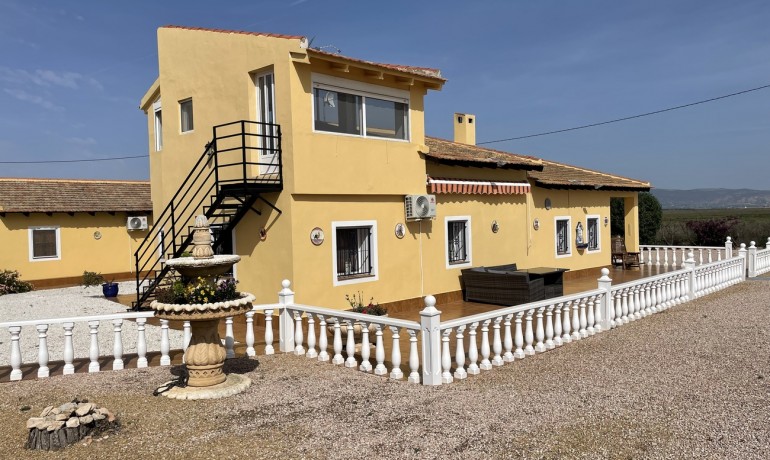 Herverkoop - Villa -
Alhama de Murcia* - Inland