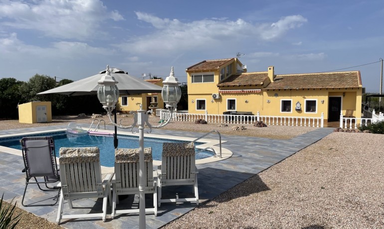 Herverkoop - Villa -
Alhama de Murcia* - Inland