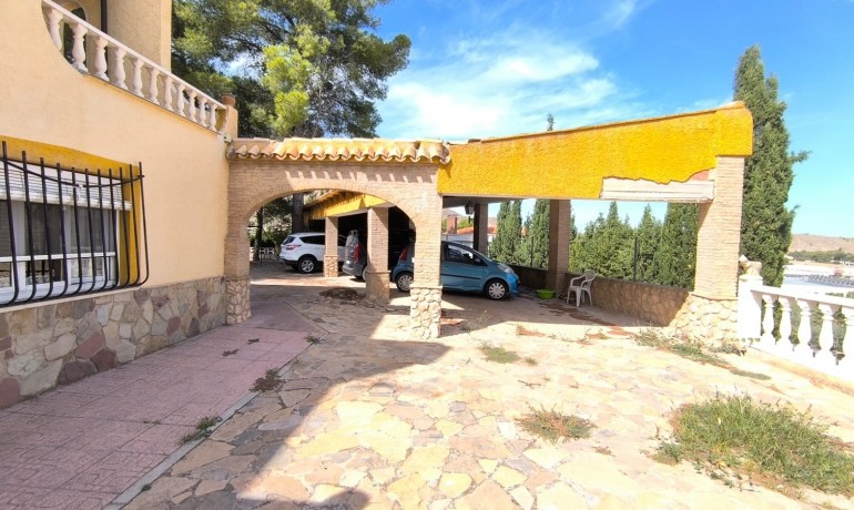 Herverkoop - Villa -
Yecla - Inland
