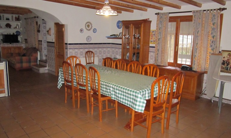 Herverkoop - Villa -
Yecla - Inland