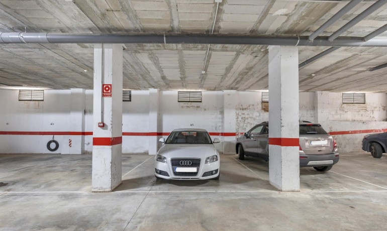 Herverkoop - Appartement / Flat -
Torrevieja* - Estacion de autobuses