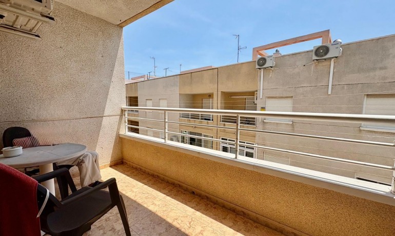 Herverkoop - Appartement / Flat -
Torrevieja* - Estacion de autobuses