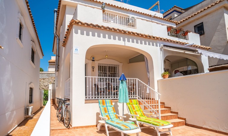 Herverkoop - Huis -
LOS URRUTIAS - Costa Calida