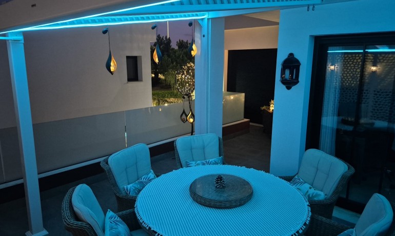 Herverkoop - Villa -
Los Montesinos* - La Herrada