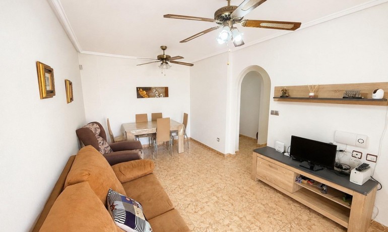 Herverkoop - Appartement / Flat -
Torrevieja* - Estacion de autobuses