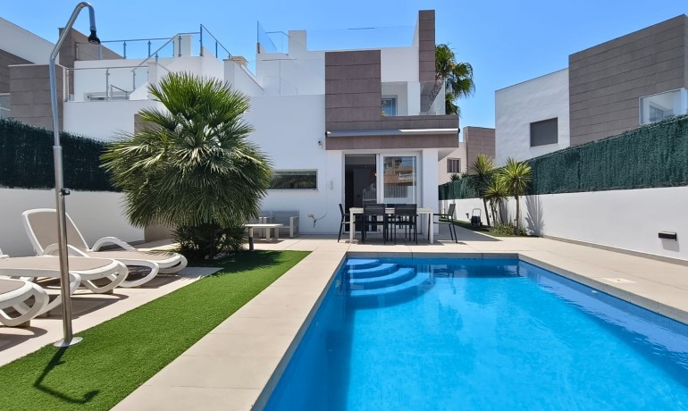 Revente - Villa -
Guardamar del Segura* - El Raso