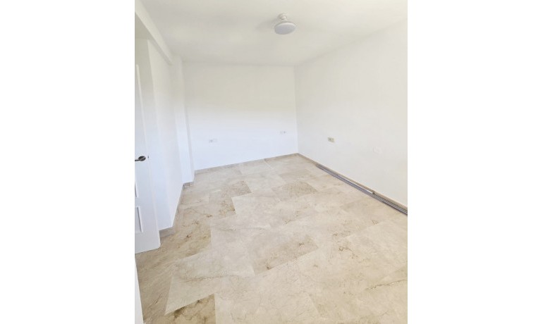 Revente - Appartement / Flat -
Orihuela Costa - Campoamor