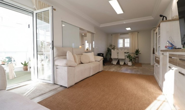 Venta - Villa -
Orihuela Costa - Villamartin