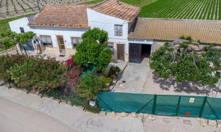 Herverkoop - Finca / Landgoed -
Orihuela - Desamparados-Hurchillo-Torremendo