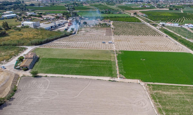 Herverkoop - Finca / Landgoed -
Orihuela - Desamparados-Hurchillo-Torremendo