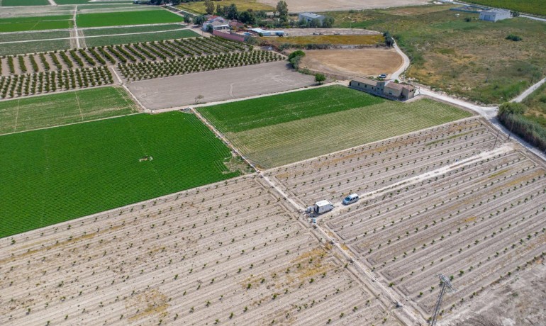 Herverkoop - Finca / Landgoed -
Orihuela - Desamparados-Hurchillo-Torremendo