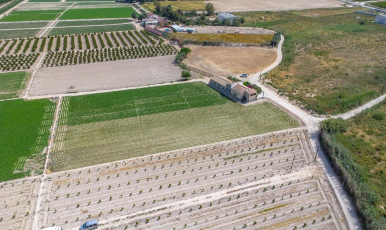 Herverkoop - Finca / Landgoed -
Orihuela - Desamparados-Hurchillo-Torremendo