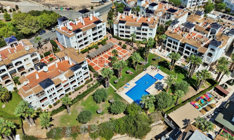 Sale - Apartment / Flat -
Villamartin