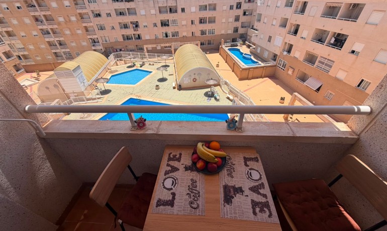 Herverkoop - Appartement / Flat -
Torrevieja Centro - Torrevieja