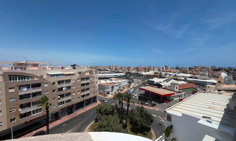 Herverkoop - Appartement / Flat -
Torrevieja Centro - Torrevieja