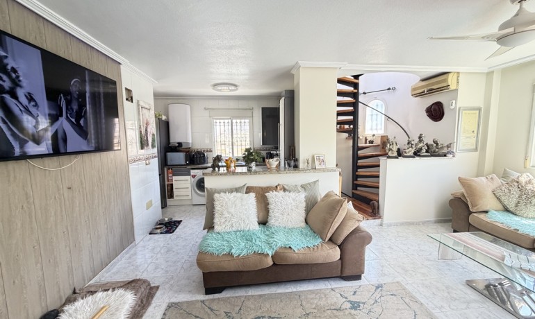 Venta - Villa -
Orihuela Costa - Villamartin