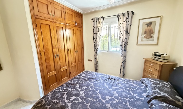 Venta - Villa -
Orihuela Costa - Villamartin