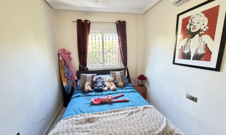 Venta - Villa -
Orihuela Costa - Villamartin